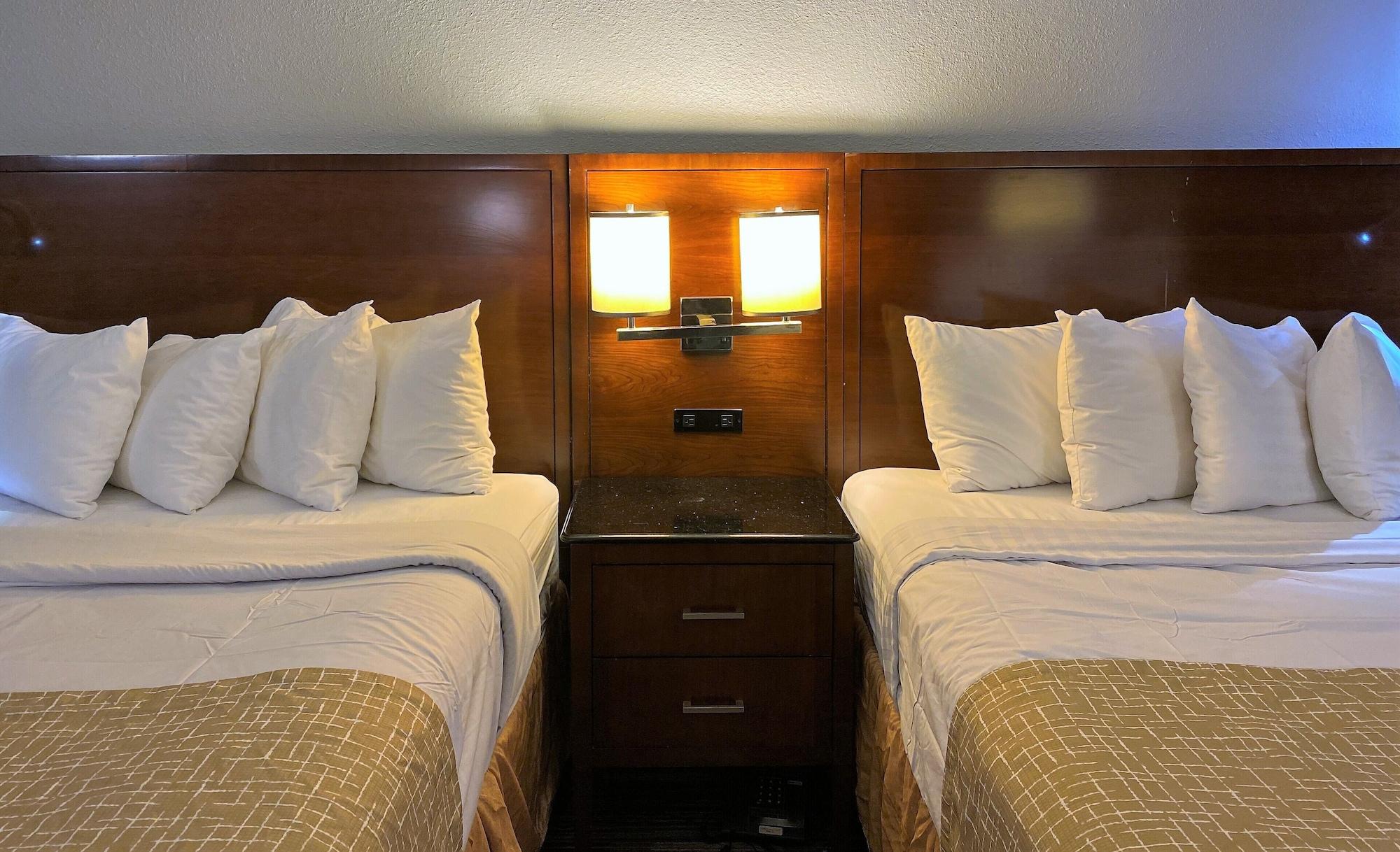 Travelodge By Wyndham Bloomington Esterno foto