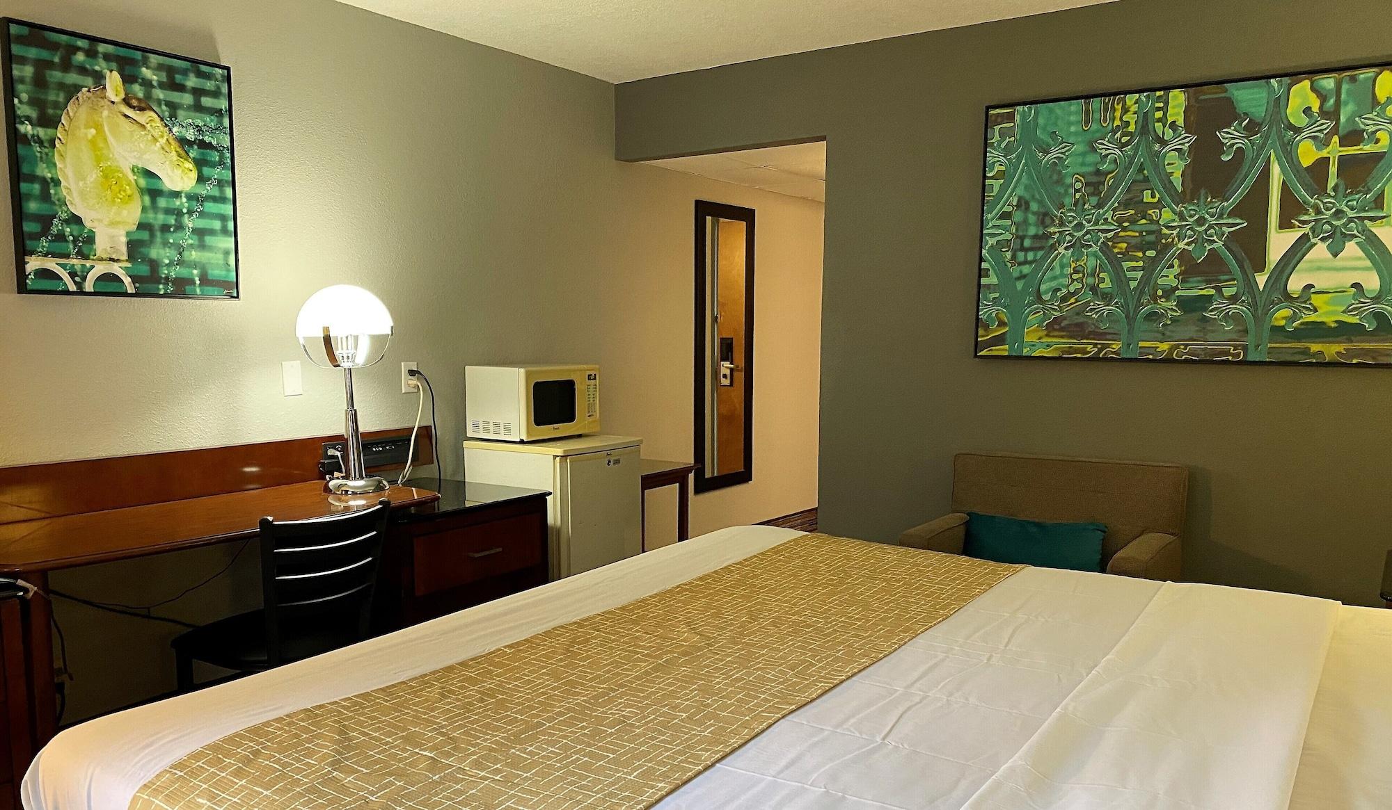 Travelodge By Wyndham Bloomington Esterno foto