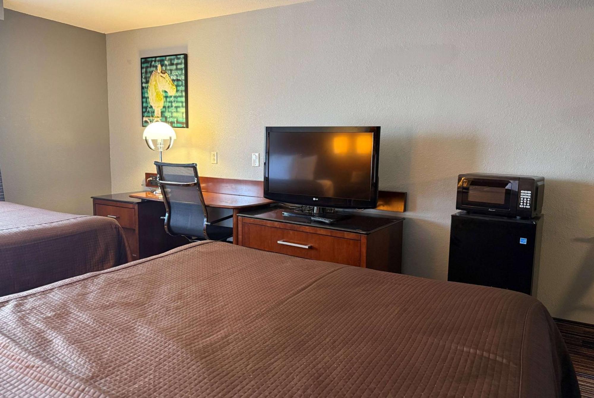 Travelodge By Wyndham Bloomington Esterno foto