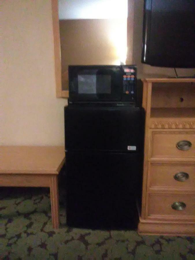 Travelodge By Wyndham Bloomington Esterno foto
